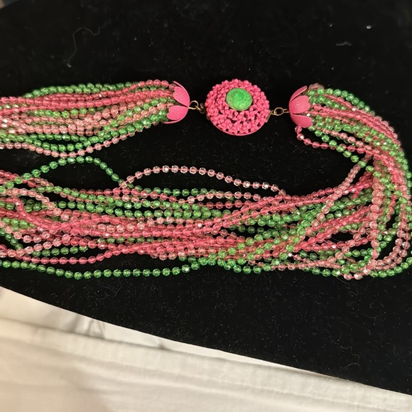 Vintage Multi Strand Necklace With Flowers Clasp - Picture 4 of 6